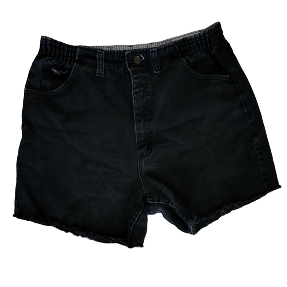 Vintage Lee high waisted cut off shorts - Picture 2 of 4